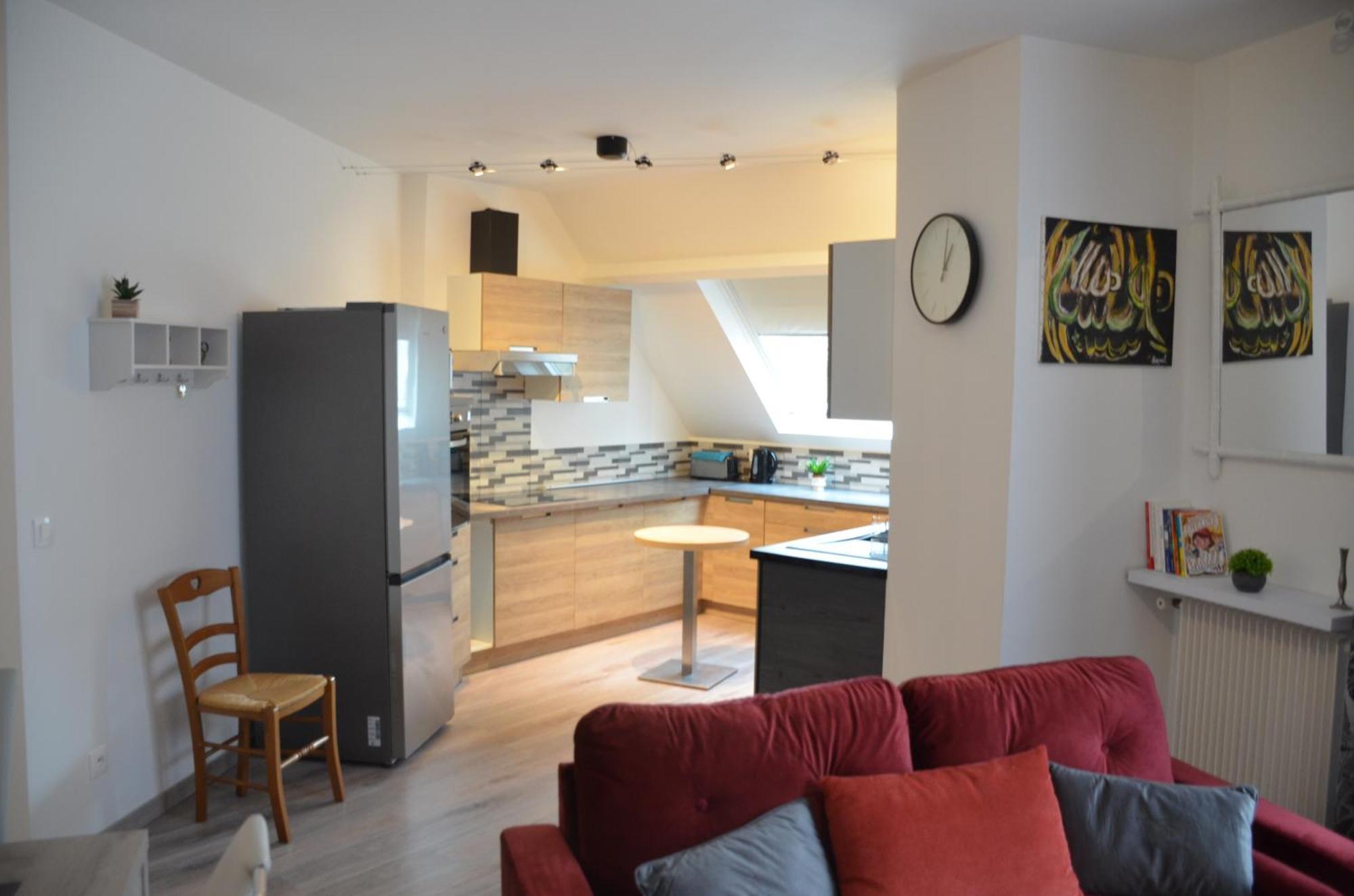 Spacious Flat Close To The Railway Station Troyes Oda fotoğraf