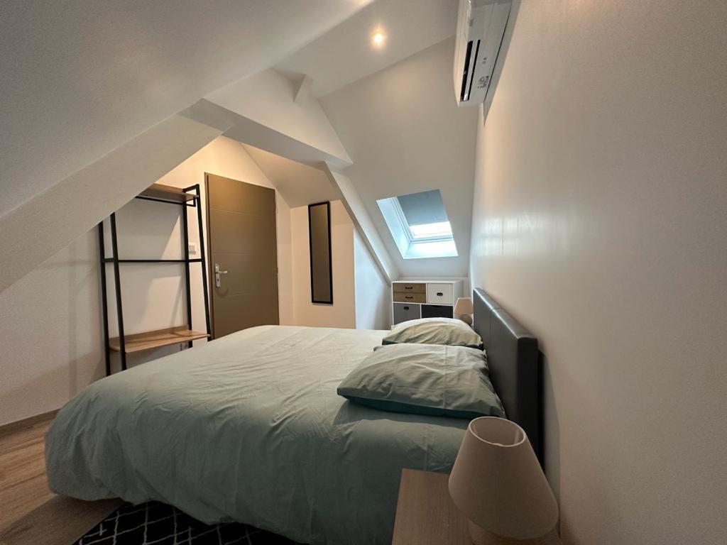 Spacious Flat Close To The Railway Station Troyes Oda fotoğraf