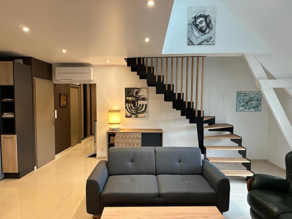 Spacious Flat Close To The Railway Station Troyes Oda fotoğraf