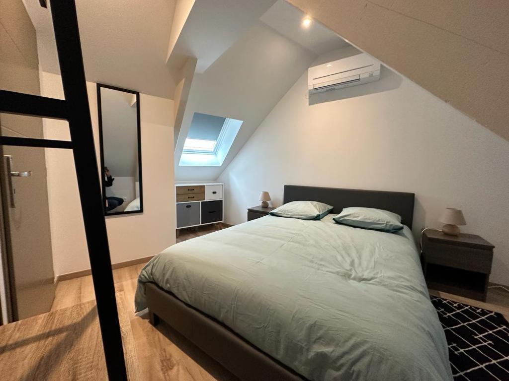 Spacious Flat Close To The Railway Station Troyes Oda fotoğraf